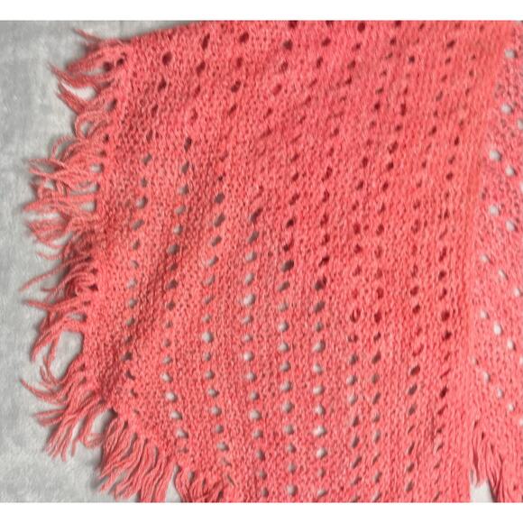 Handmade Crochet Triangle Shawl Coral Pink Grandmacore Boho Festival Fringe VTG - Picture 9 of 9